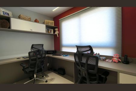 Apartamento à venda com 174m², 3 quartos e 2 vagasSuíte 3