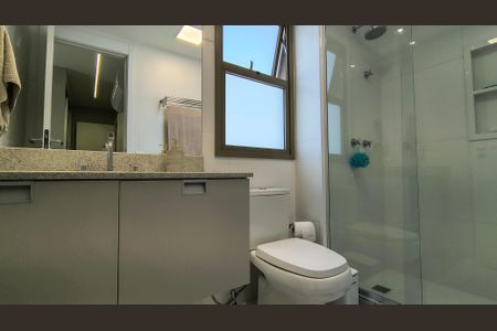 Apartamento à venda com 174m², 3 quartos e 2 vagasBanheiro da Suíte 1