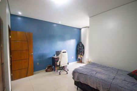 Casa de Condomínio para alugar com 4 quartos, 900m² em  Recanto das Emas, Brasília