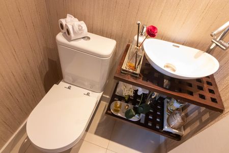 Apartamento à venda com 70m², 2 quartos e 2 vagas Apartamento à venda com 70m², 2 quartos e 2 vagasLavabo