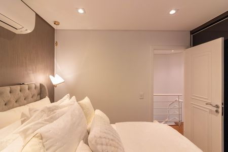 Apartamento à venda com 70m², 2 quartos e 2 vagas Apartamento à venda com 70m², 2 quartos e 2 vagasSuíte - Piso Superior