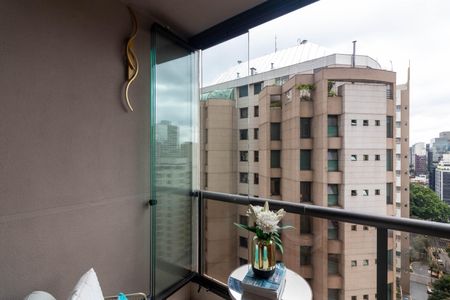 Apartamento à venda com 70m², 2 quartos e 2 vagas Apartamento à venda com 70m², 2 quartos e 2 vagasVaranda