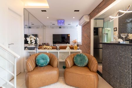 Apartamento à venda com 70m², 2 quartos e 2 vagas Apartamento à venda com 70m², 2 quartos e 2 vagasSala