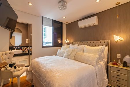 Apartamento à venda com 70m², 2 quartos e 2 vagas Apartamento à venda com 70m², 2 quartos e 2 vagasSuíte - Piso Superior