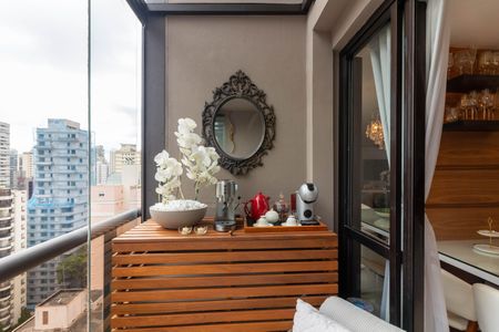 Apartamento à venda com 70m², 2 quartos e 2 vagas Apartamento à venda com 70m², 2 quartos e 2 vagasVaranda