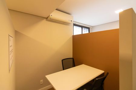 Apartamento à venda com 70m², 2 quartos e 2 vagas Apartamento à venda com 70m², 2 quartos e 2 vagasCoworking