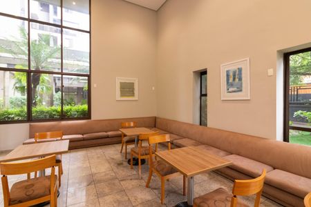 Apartamento à venda com 70m², 2 quartos e 2 vagas Apartamento à venda com 70m², 2 quartos e 2 vagasÁrea comum - Salão de festas