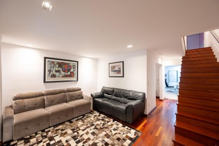 Sala de casa à venda com 3 quartos, 128m² em Mirandópolis, São Paulo