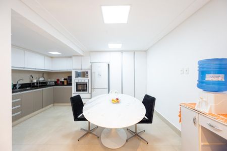 Casa à venda com 128m², 3 quartos e 2 vagasCozinha