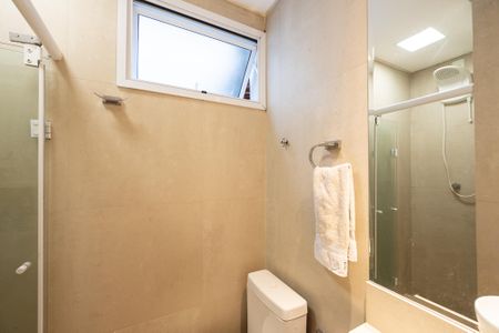 Casa à venda com 128m², 3 quartos e 2 vagasBanheiro Social