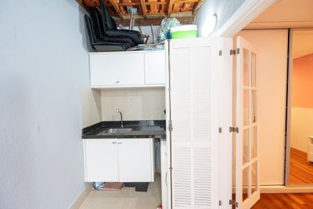 Casa à venda com 128m², 3 quartos e 2 vagasLavanderia