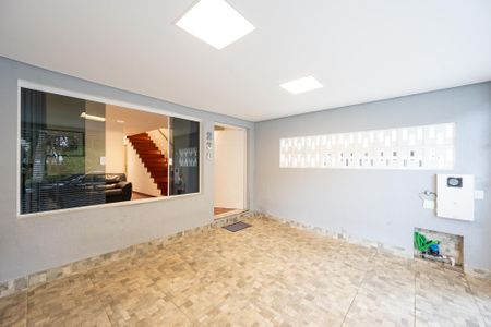 Casa à venda com 128m², 3 quartos e 2 vagasGaragem