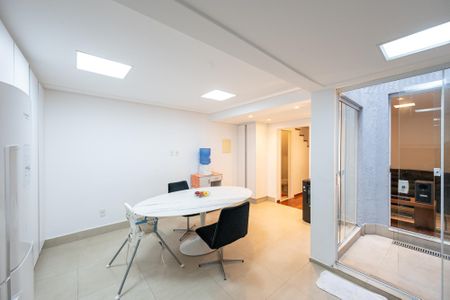Casa à venda com 128m², 3 quartos e 2 vagasCozinha