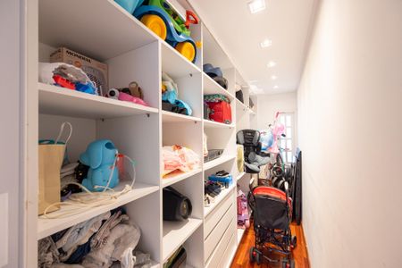 Casa à venda com 128m², 3 quartos e 2 vagasQuarto 2