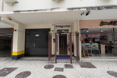 Apartamento à venda com 170m², 2 quartos e sem vaga Apartamento à venda com 170m², 2 quartos e sem vagaFachada e portaria