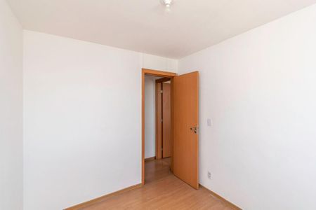 Quarto 2 de apartamento para alugar com 2 quartos, 60m² em Colégio, Rio de Janeiro