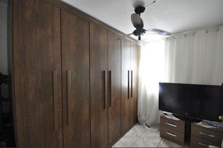 Apartamento à venda com 58m², 2 quartos e 1 vagaQuarto 2