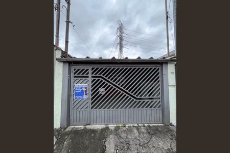 Casa para alugar com 120m², 2 quartos e 1 vaga Casa para alugar com 120m², 2 quartos e 1 vagaFachada