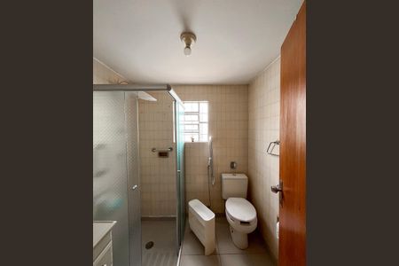 Casa para alugar com 120m², 2 quartos e 1 vaga Casa para alugar com 120m², 2 quartos e 1 vagaBanheiro