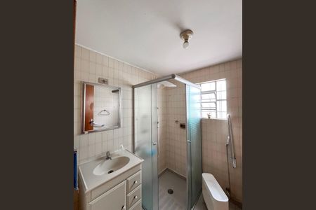 Casa para alugar com 120m², 2 quartos e 1 vaga Casa para alugar com 120m², 2 quartos e 1 vagaBanheiro