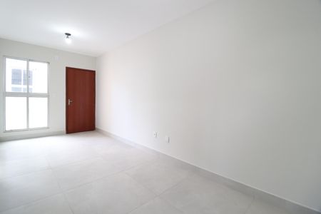 Sala de apartamento para alugar com 3 quartos, 60m² em Lídice, Uberlândia
