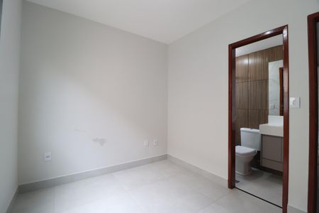 Quarto 2 - Suíte de apartamento para alugar com 3 quartos, 60m² em Lídice, Uberlândia