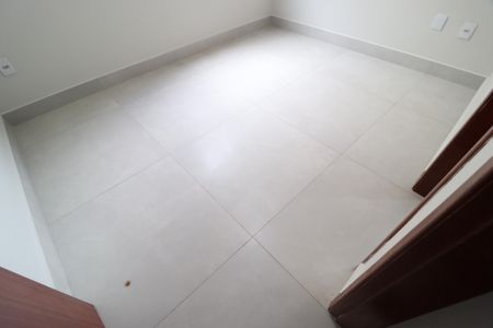 Quarto 1 de apartamento para alugar com 3 quartos, 60m² em Lídice, Uberlândia