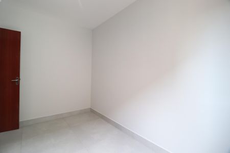 Quarto 1 de apartamento para alugar com 3 quartos, 60m² em Lídice, Uberlândia