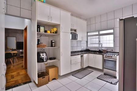 Casa à venda com 134m², 3 quartos e 2 vagasCozinha