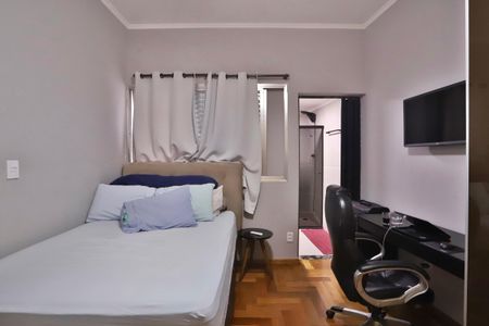 Casa à venda com 134m², 3 quartos e 2 vagasQuarto 1