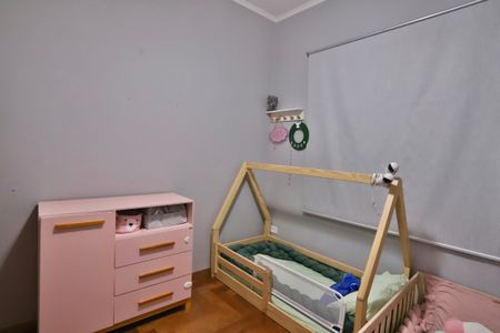 Casa à venda com 134m², 3 quartos e 2 vagasQuarto 2