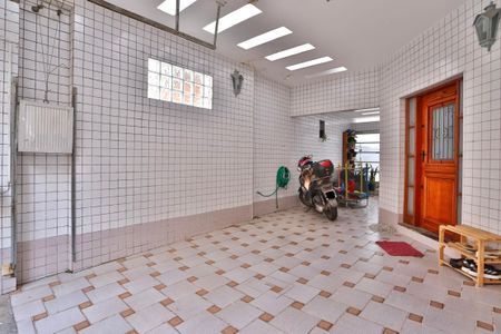 Casa à venda com 134m², 3 quartos e 2 vagasGaragem
