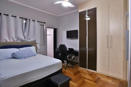 Casa à venda com 134m², 3 quartos e 2 vagasQuarto 1