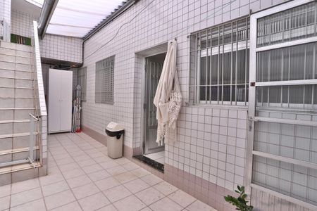 Casa à venda com 134m², 3 quartos e 2 vagasLavanderia