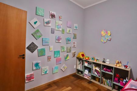 Casa à venda com 134m², 3 quartos e 2 vagasQuarto 3