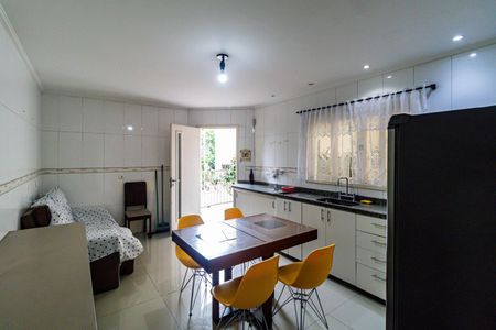 Sala - Cozinha de casa para alugar com 1 quarto, 30m² em Jardim Ester, São Paulo