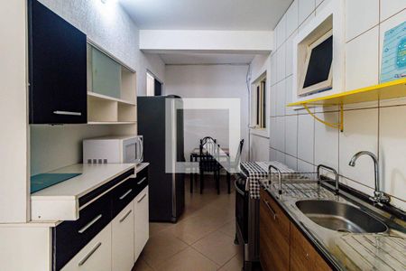 Casa para alugar com 1 quarto, 50m² em Jardim Ester, São Paulo