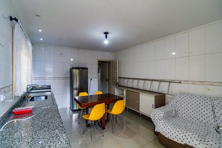 Sala - Cozinha de casa para alugar com 1 quarto, 30m² em Jardim Ester, São Paulo