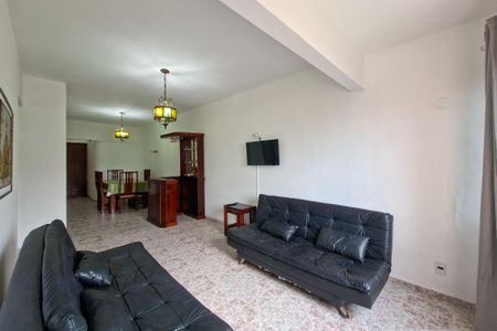 Sala de apartamento para alugar com 2 quartos, 902m² em Guilhermina, Praia Grande