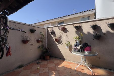 Casa de condomínio para alugar com 90m², 3 quartos e 2 vagasÁrea de Serviço