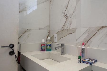 Casa de condomínio para alugar com 90m², 3 quartos e 2 vagasBanheiro da Suíte