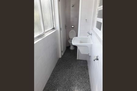 Área de serviço de apartamento para alugar com 3 quartos, 105m² em Jardim Santa Maria, Guarujá