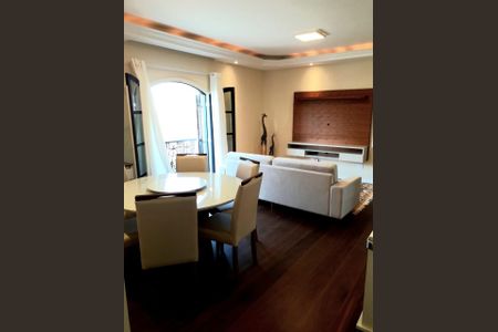 Sala de apartamento para alugar com 3 quartos, 105m² em Jardim Santa Maria, Guarujá