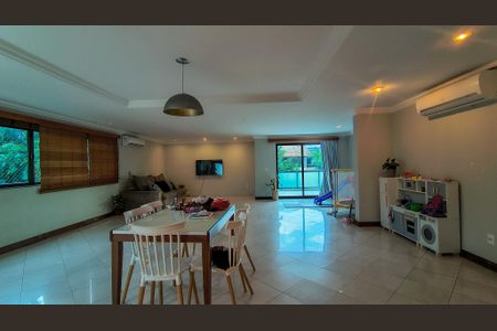 Sala de apartamento para alugar com 4 quartos, 312m² em Recreio dos Bandeirantes, Rio de Janeiro