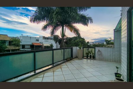 Apartamento para alugar com 312m², 4 quartos e 3 vagasVaranda 