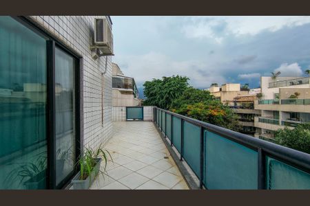 Apartamento para alugar com 312m², 4 quartos e 3 vagasVaranda 