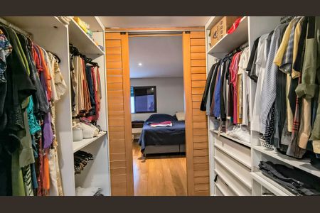 Apartamento para alugar com 312m², 4 quartos e 3 vagasCloset da Suíte