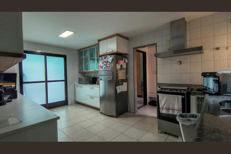 Apartamento para alugar com 312m², 4 quartos e 3 vagasCozinha