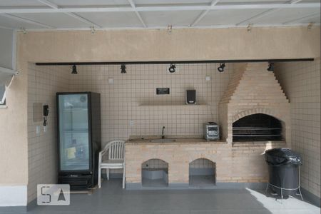 Apartamento à venda com 77m², 2 quartos e 1 vagaChurrasqueira