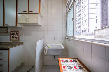 Apartamento à venda com 77m², 2 quartos e 1 vagaÁrea de Serviço